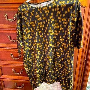 3/$10 ❤️ Mix & Match Bundle Sale Lularoe cute Irma top XS